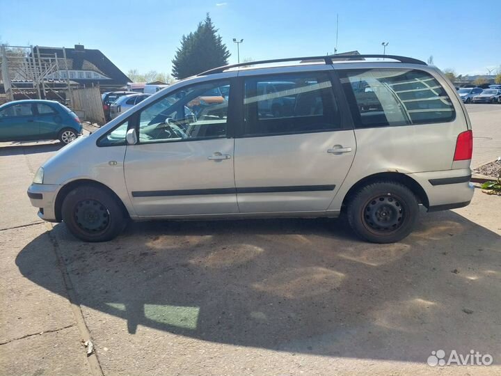 Поводок для Volkswagen Sharan 1