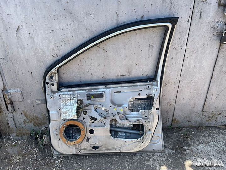 Дверь передняя правая FAW Vita 2007