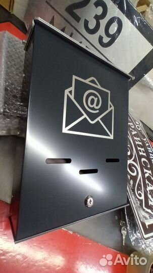 Почтовый ящик уличный
