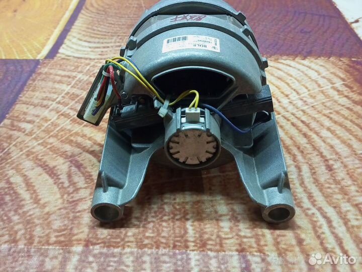 Двигатель стиральной маш Candy 6-пин (46000183)