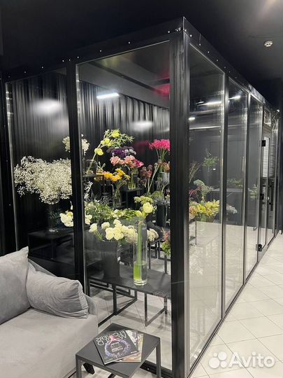 Холодильник для цветов