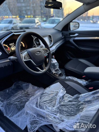 LADA Vesta 1.6 CVT, 2025, 15 км