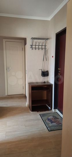 2-к. квартира, 55 м², 10/17 эт.