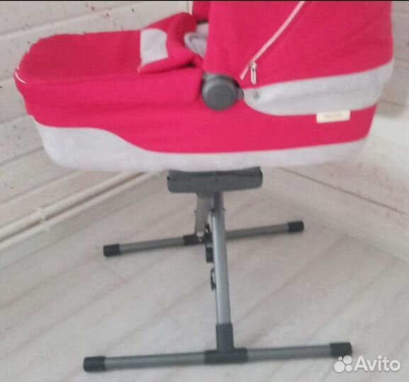 Подставка для люльки