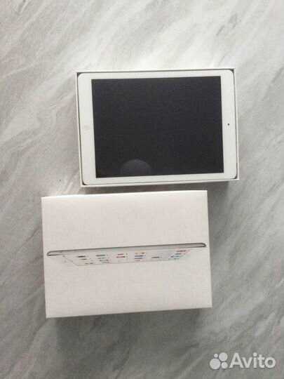 Планшет apple iPad air