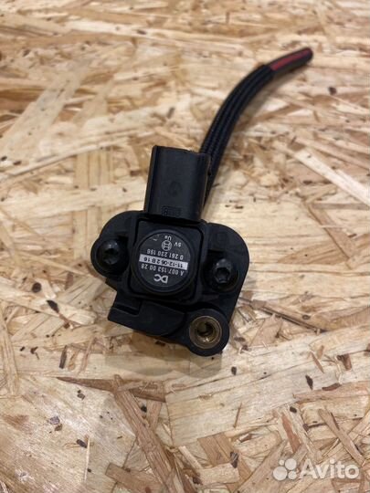 Датчик давления наддува Mercedes om651