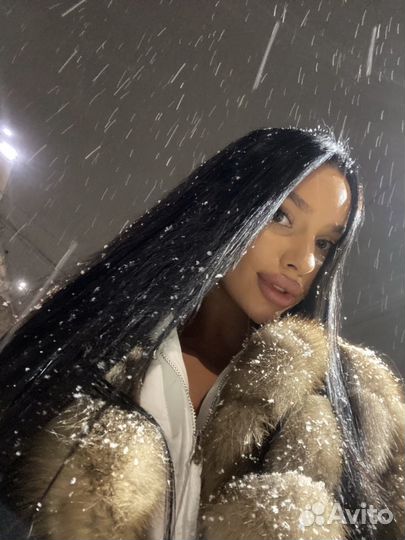 Администратор/ хостес/ продавец