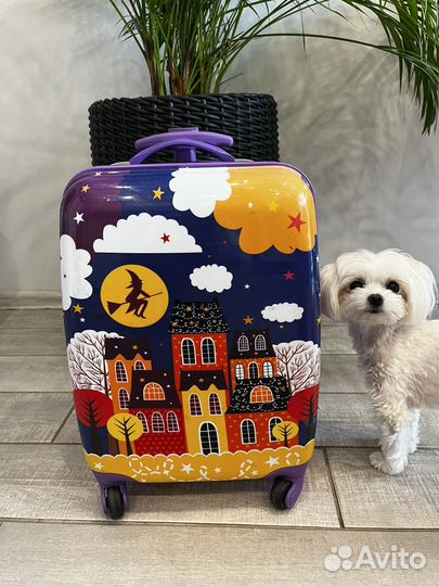 Детский чемодан на колесиках для девочек