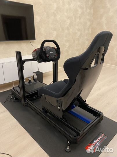 Кокпит для симрейсинга