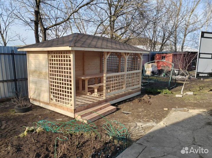 Беседка к дому