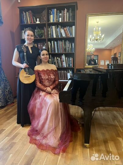 Преподаватель по фортепиано, сольфеджио, композици