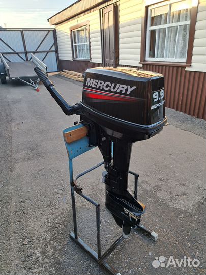 Лодка с мотором