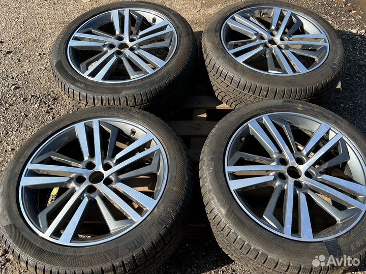 Оригинальные зимние колеса Audi Q5 R20