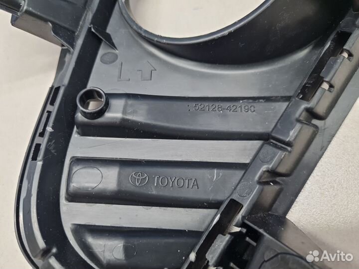 Решётка в бампер левая Toyota RAV 4 2019