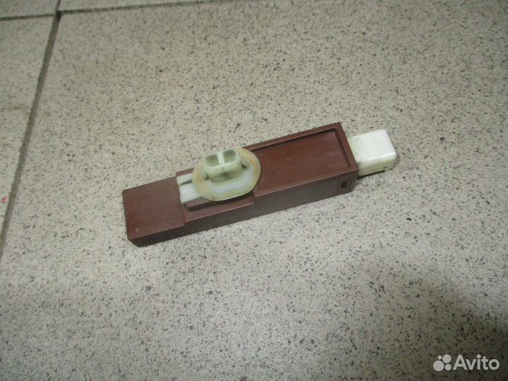 Антенна Lexus NX 200t/300 (AZ10) 2015-2021