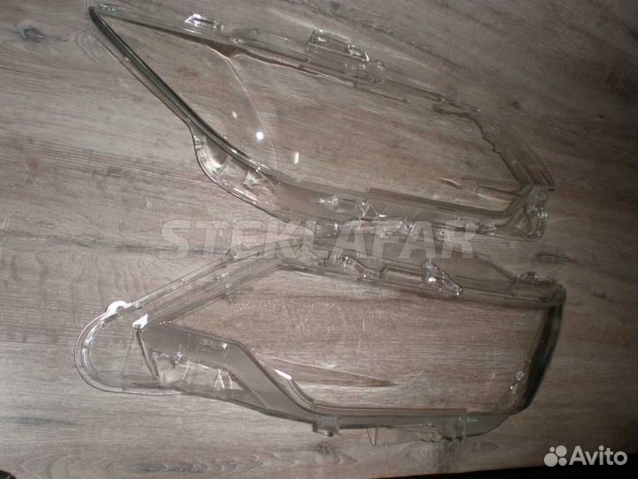 Стекло фары Toyota Camry 50 (2014-2018) рестайлин