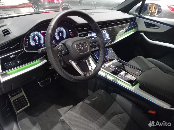 Audi Q7 3.0 AT, 2022