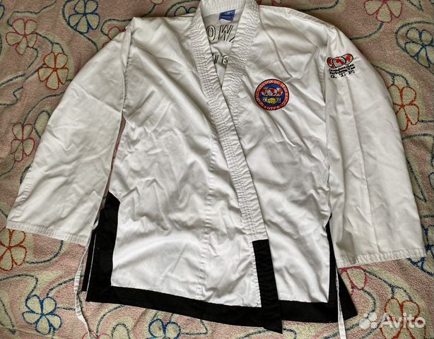 Добок для тхэквондо (кимоно, форма для занятий)