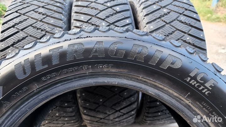 Goodyear Ultragrip Ice Arctic 235/55 R18 104T