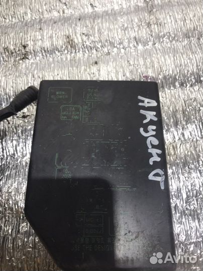 Блок предохранителей Hyundai Accent II 1.5 G4EC