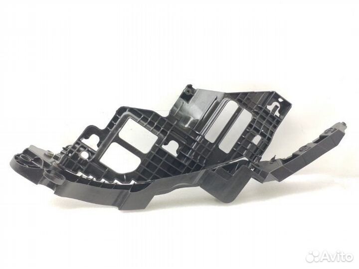 Кронштейн фары передний правый Volkswagen Golf 6