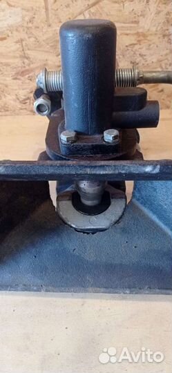 Буксирное устройство