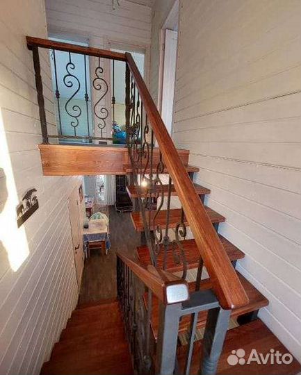 Лестница на металлокаркасе