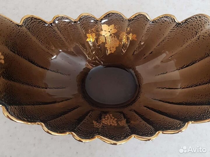 Конфетница Салатник Ладья цветное стекло