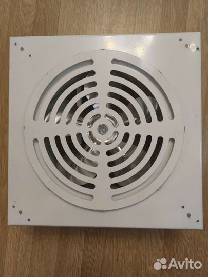 Вентилятор 37*37см