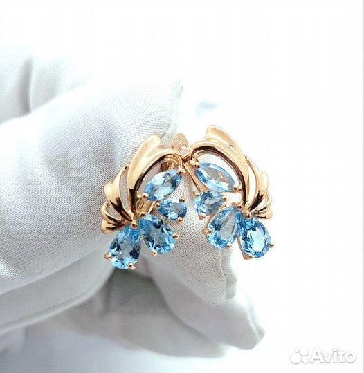 Золотые серьги с камнем