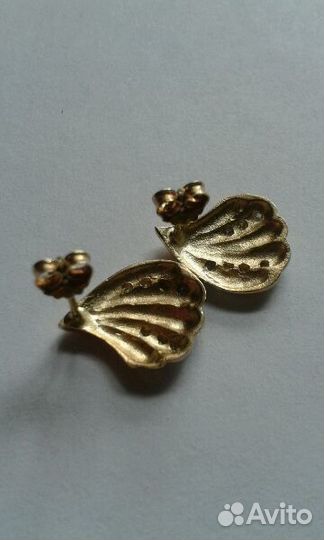 Золотые серьги с бриллиантами