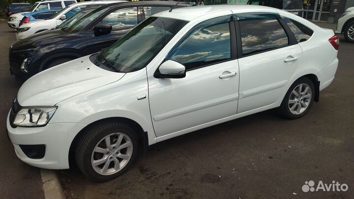 LADA Granta 1.6 МТ, 2017, 120 000 км