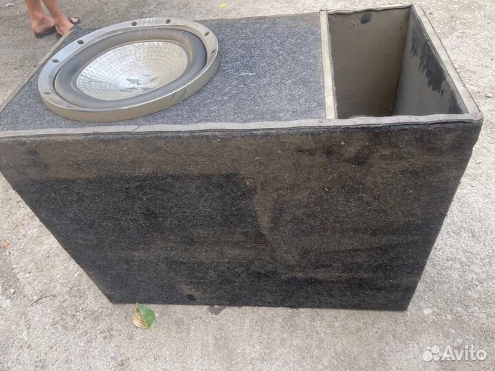 Активный сабвуфер