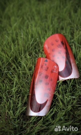 Щитки Nike (3 цвета)