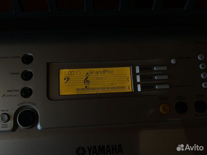 Синтезатор Yamaha psr E-313 + подставка