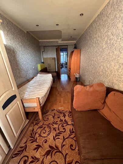 Комната 15 м² в 3-к., 6/9 эт.