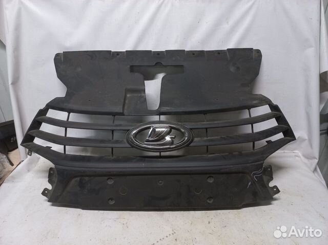 Решетка радиатора Лада Веста