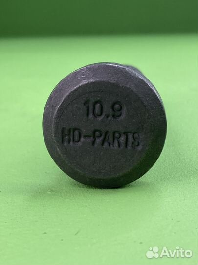 Болт M22x1.5x124/114 колесный задн.\volvo FH12 109