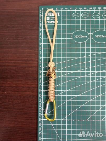 Брелок/темляк из паракорда