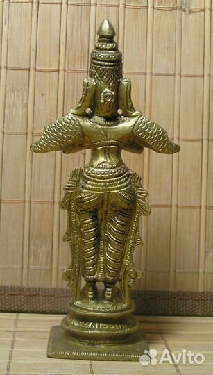 Гаруда статуэтка