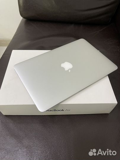 Macbook air 11 A1465