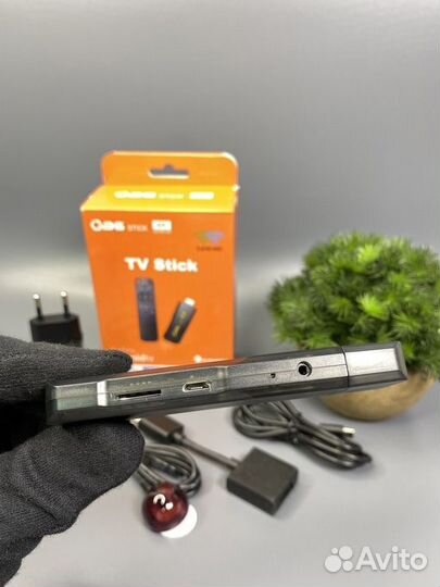 TV Stick смарт приставка Android TV