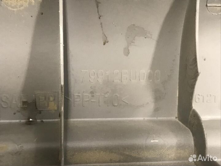 Направляющая шторки багажника Almera Tino 2000-200