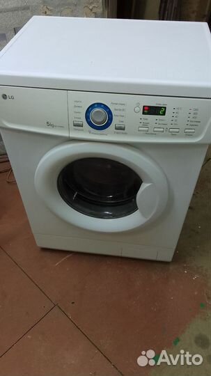 Стиральная машина рабочая