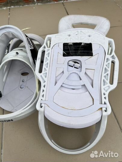 Крепления для сноуборда burton