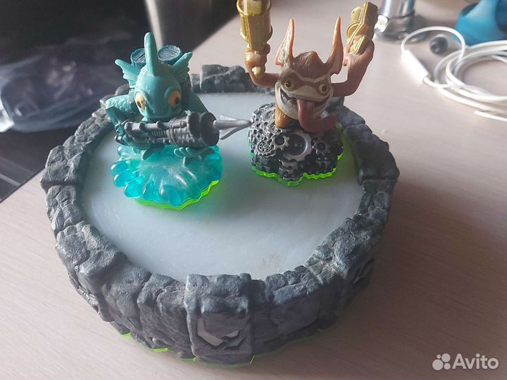 Skylanders фигурки и портал