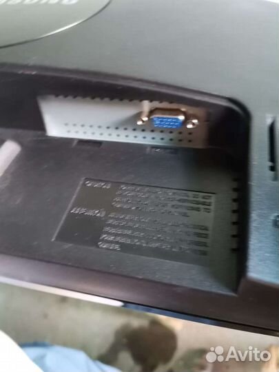 Монитор Samsung