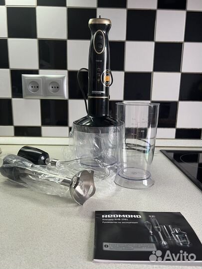 Блендер redmond 2981 Новый