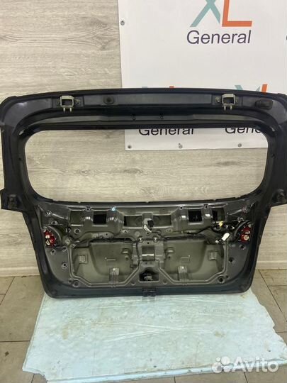 Крышка багажника kia venga в сборе без стекла