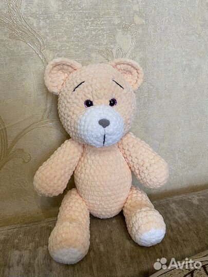 Вязаная игрушка мишка